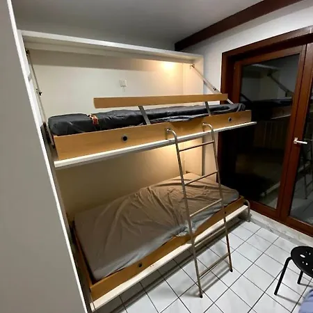 Sympa 6p Avec Garage Et Terrasse Ensoleillee Et Spacieuse A 25m De La Westende *